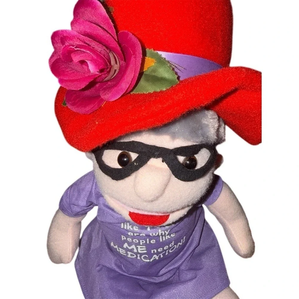 Red Hat society PBC International Sassy Grandma musical‎ Plush Doll Purple funny